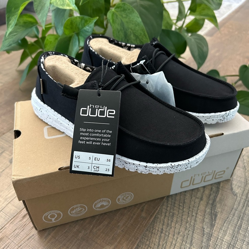 Hey Dude Women’s Black Slip-On Loafers